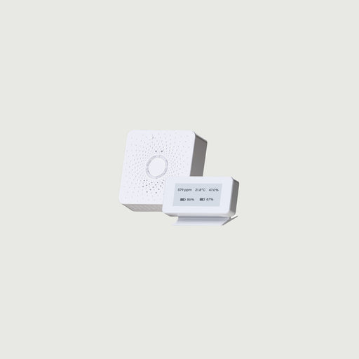 TEKTELIC BREEZE with E-Ink Display — showing live CO2 579ppm, temperature 21.8°C, humidity 47%